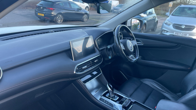 MG Hs 1.5 T-GDI Excite 5dr DCT Petrol Hatchback